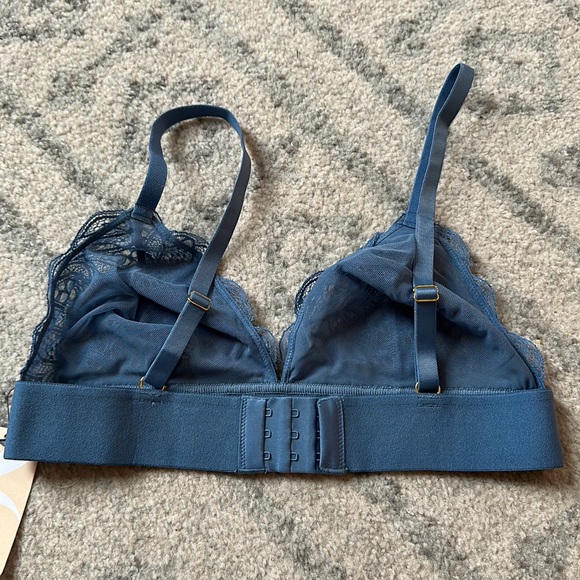 NWT Lively Long-lined Lace Bralette Vintage Indigo - Picture 5 of 6